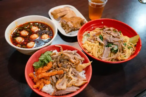 Simple Chicken and Noodles