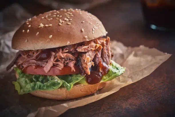 Slow Cooker Pulled Pork Sandwiches